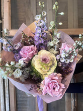 Load image into Gallery viewer, Scooter Daily Bouquet Pastel
