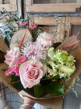 Load image into Gallery viewer, Scooter Daily Bouquet Pastel