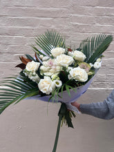Load image into Gallery viewer, Scooter Daily Bouquet Tonal