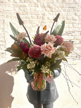 Load image into Gallery viewer, Scooter Daily Arrangement Tonal