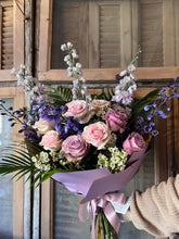 Load image into Gallery viewer, Scooter Daily Bouquet Pastel
