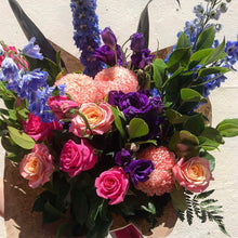Load image into Gallery viewer, Scooter Daily Bouquet Bright
