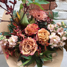 Load image into Gallery viewer, Scooter Daily Bouquet Tonal