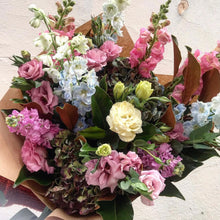 Load image into Gallery viewer, Scooter Daily Bouquet Pastel